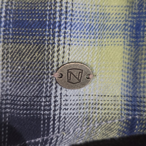 Noble Outfitters Plaid Casual Button Down Shirt for Men Size XL - Picture 8 of 11